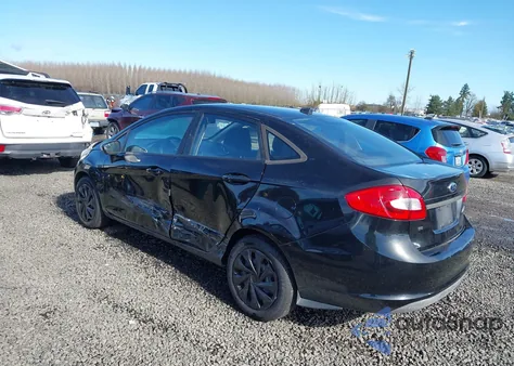 2013 Ford Fiesta Se z USA, uszkodzony, nr VIN 3FADP4BJ9DM186415